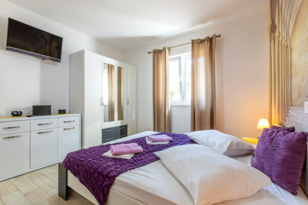 cdt775_bed_04